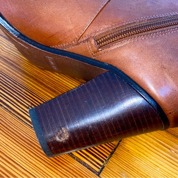 Vince Camuto Franell Leather Booties - Picture 7 of 7